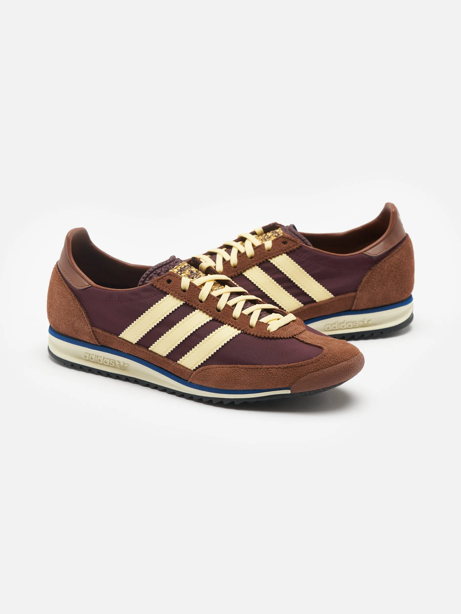 Womens Adidas SL 72 OG Athletic Sneakers for Optimal Performance