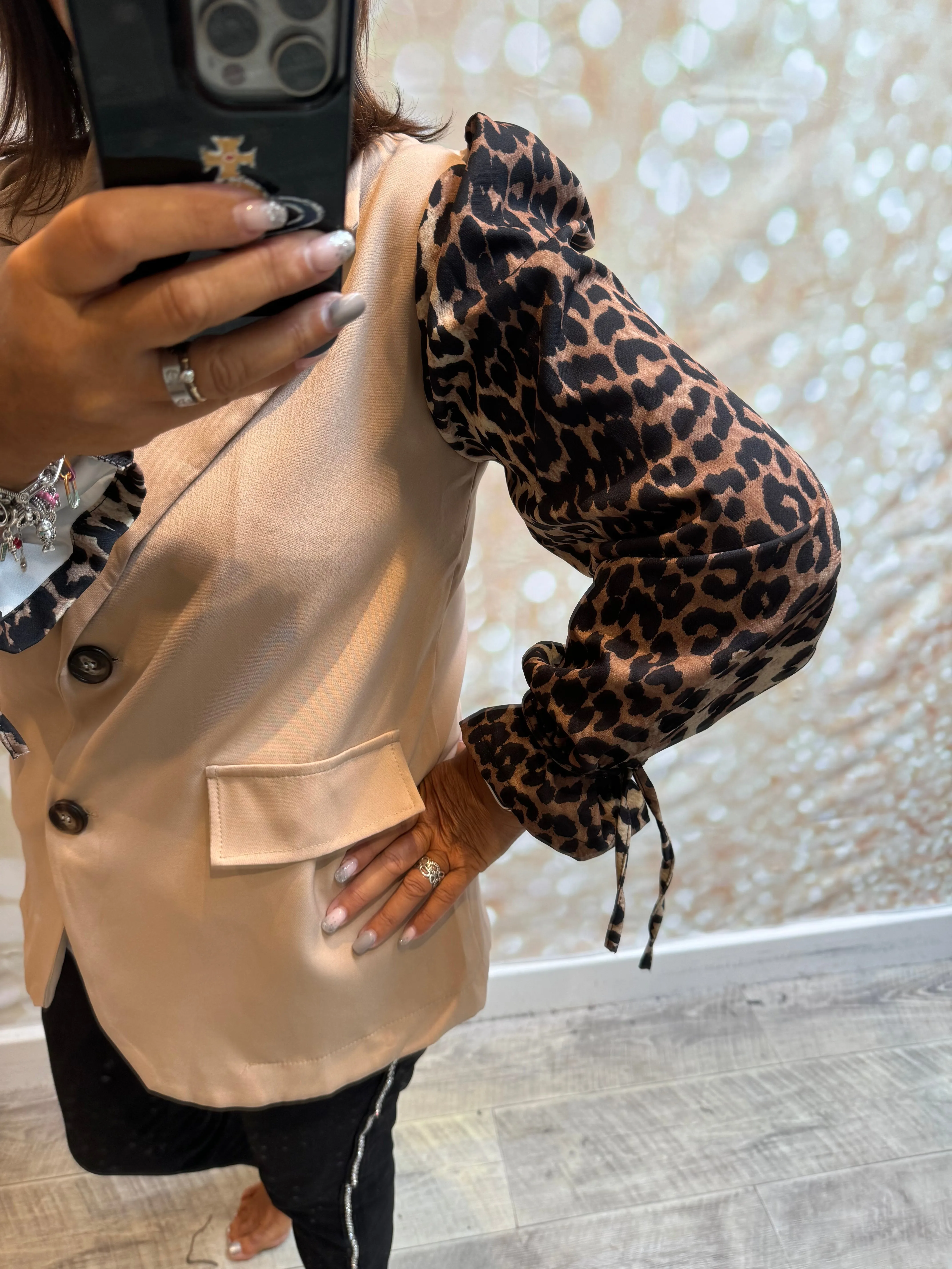 Animal Sleeve  Blazer