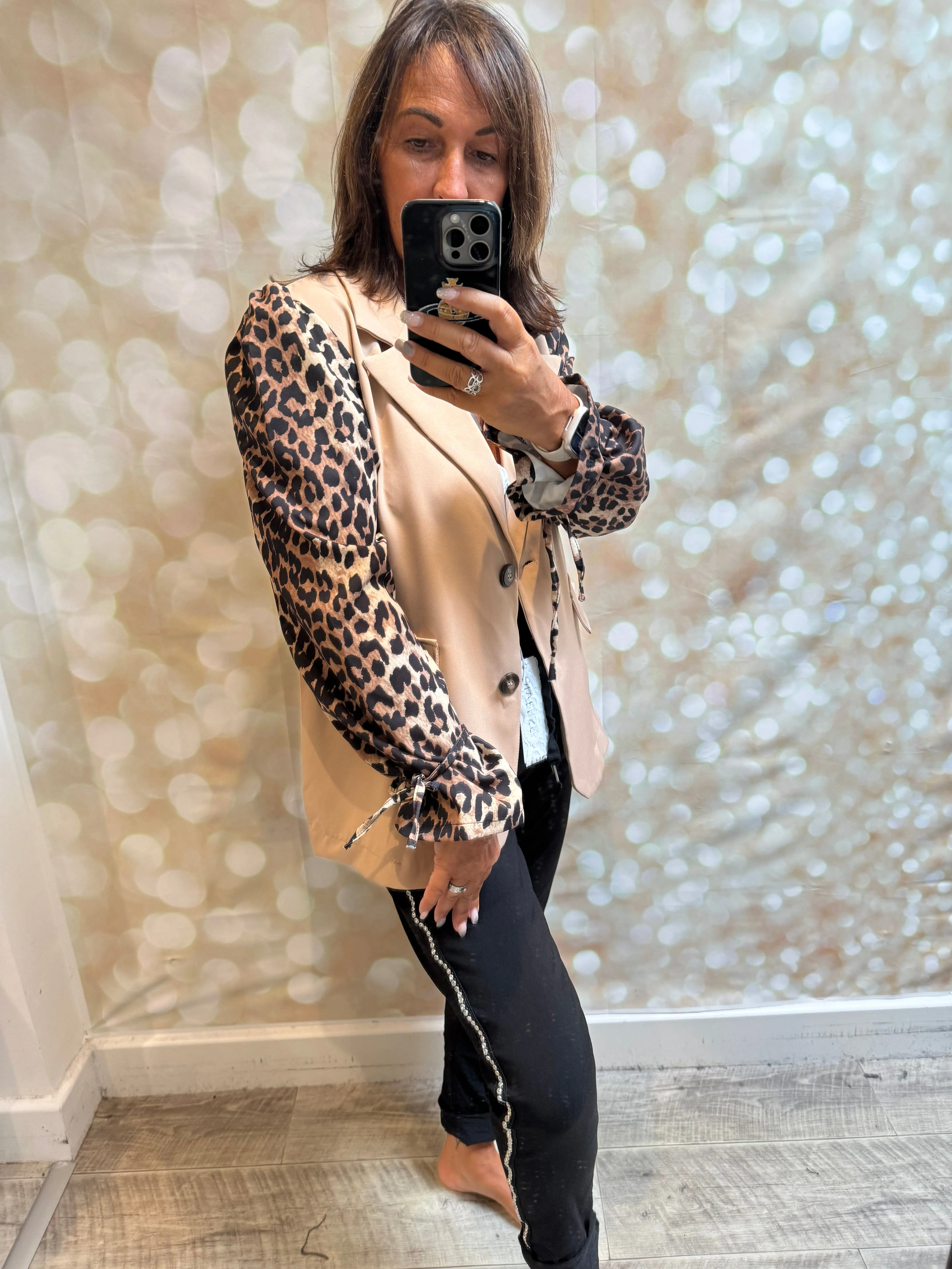 Animal Sleeve  Blazer