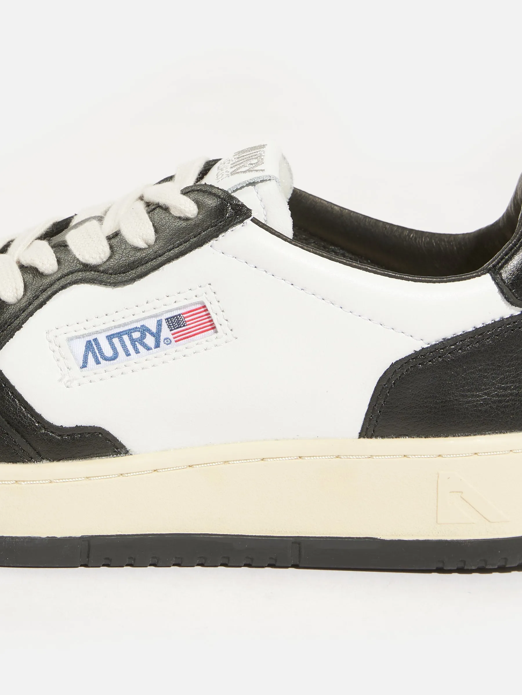 AUTRY | MEDALIST LOW FOR WOMEN