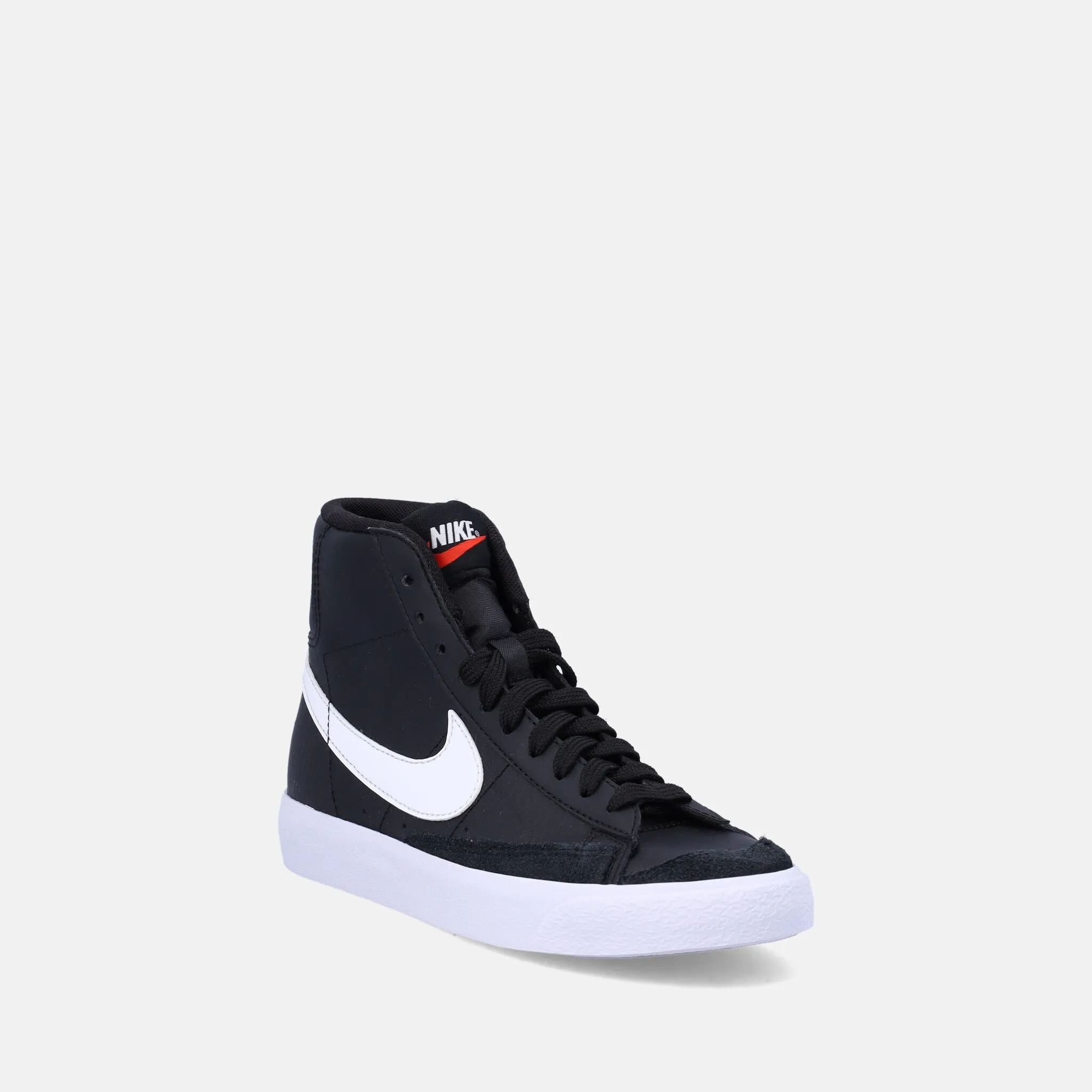 NIKE BLAZER MID 77